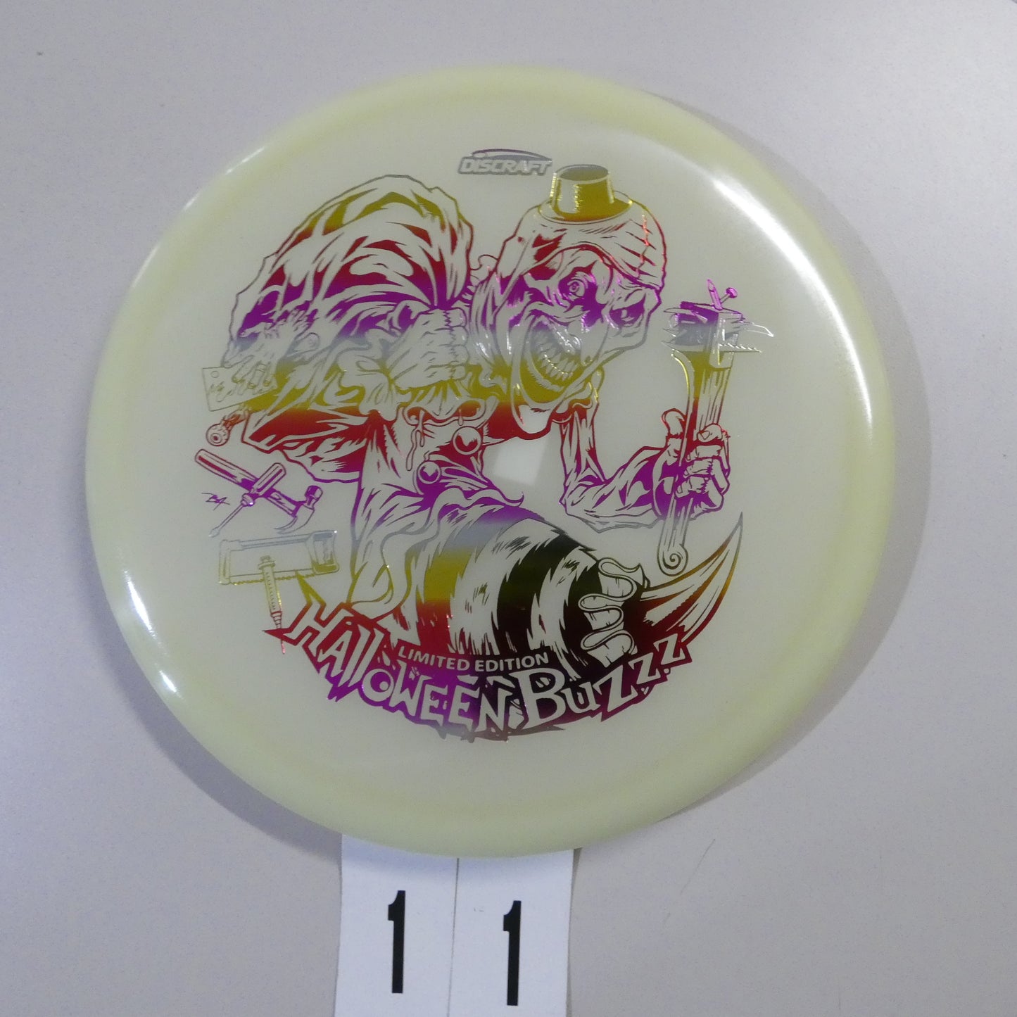 Single-Foil MEGA-Glo Halloween Buzzz (2025)