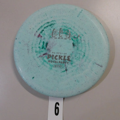 Royal Medium Party Pickle