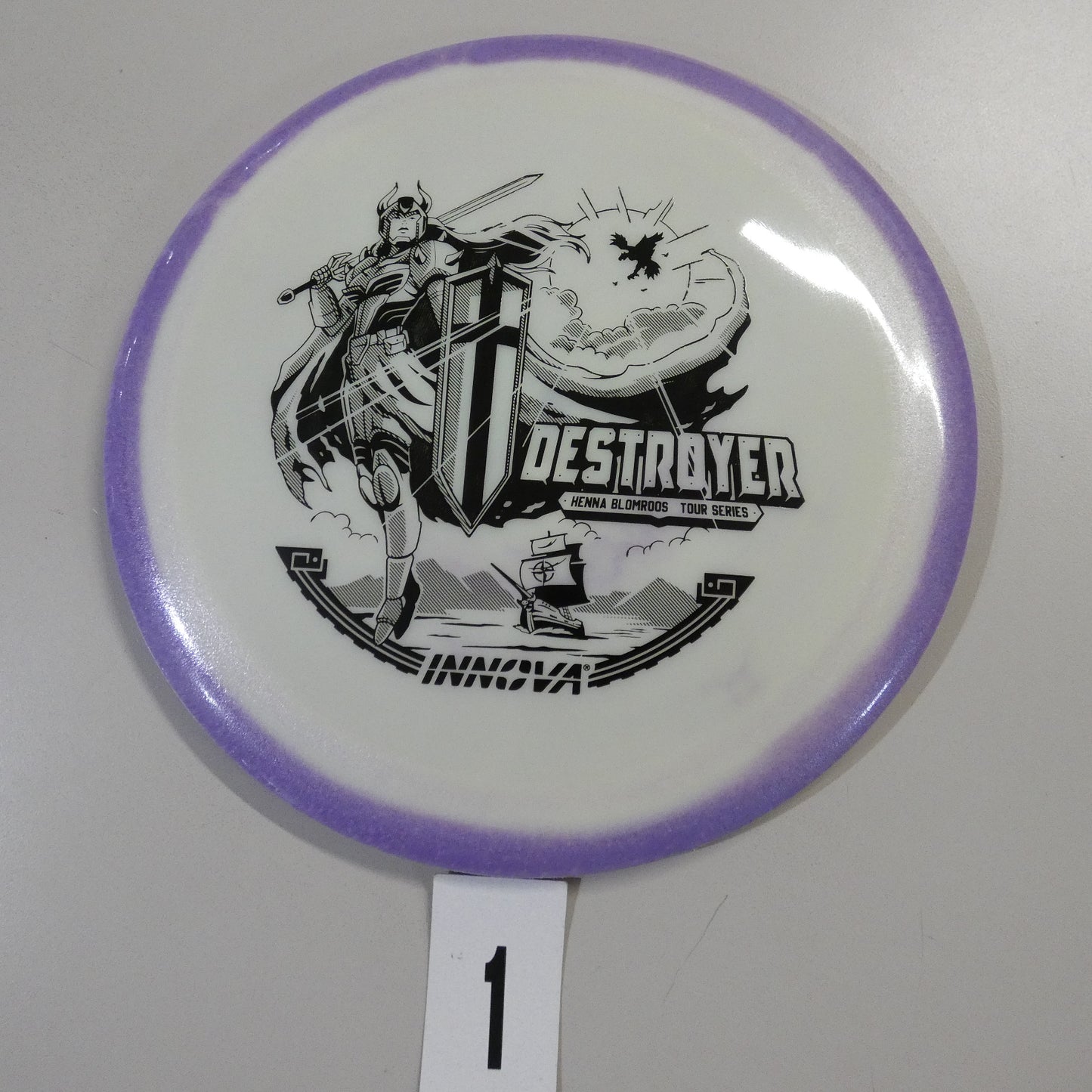 Henna Blomroos Proto Glow Halo Star Destroyer (2025)