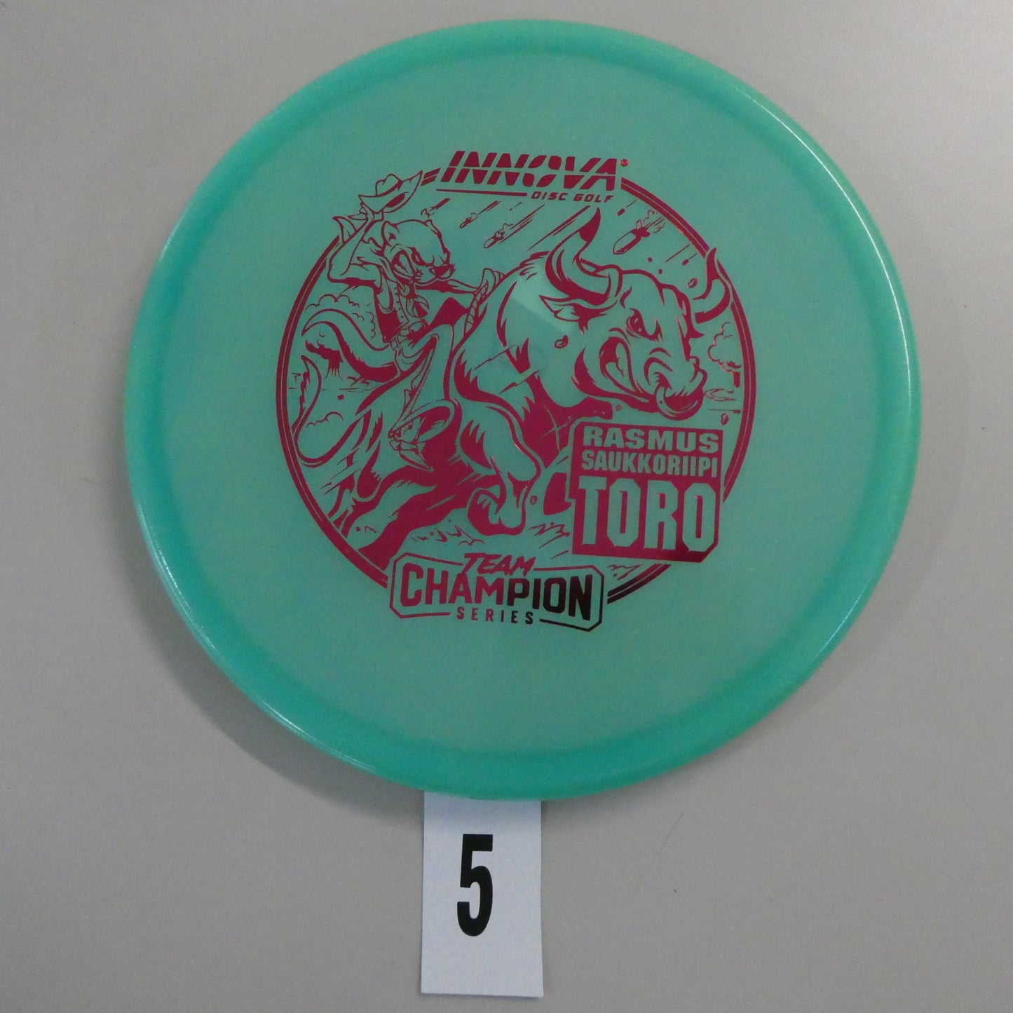 Rasmus Saukkoriipi Proto Glow Champion Toro