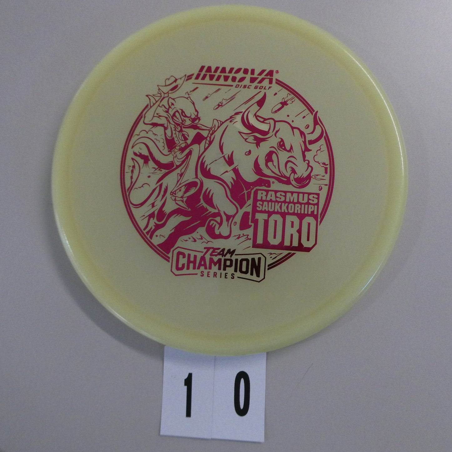 Rasmus Saukkoriipi Proto Glow Champion Toro