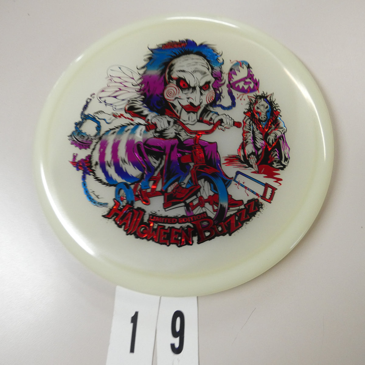 Triple Foil Mega Glo Halloween Buzzz (2026)