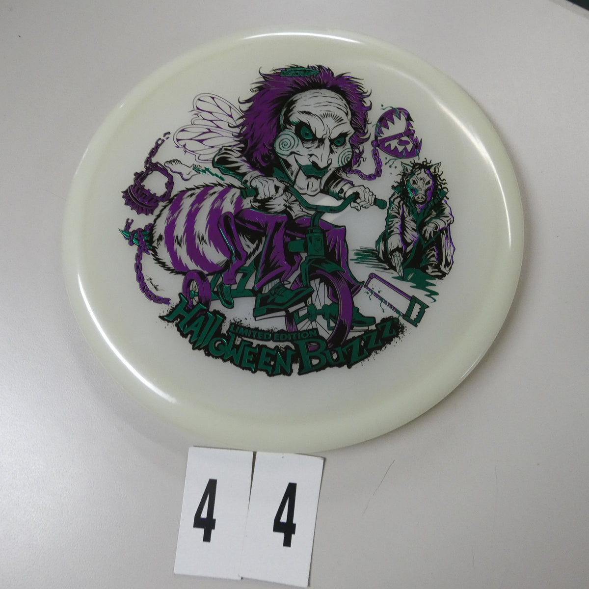 Triple Foil Mega Glo Halloween Buzzz (2026)
